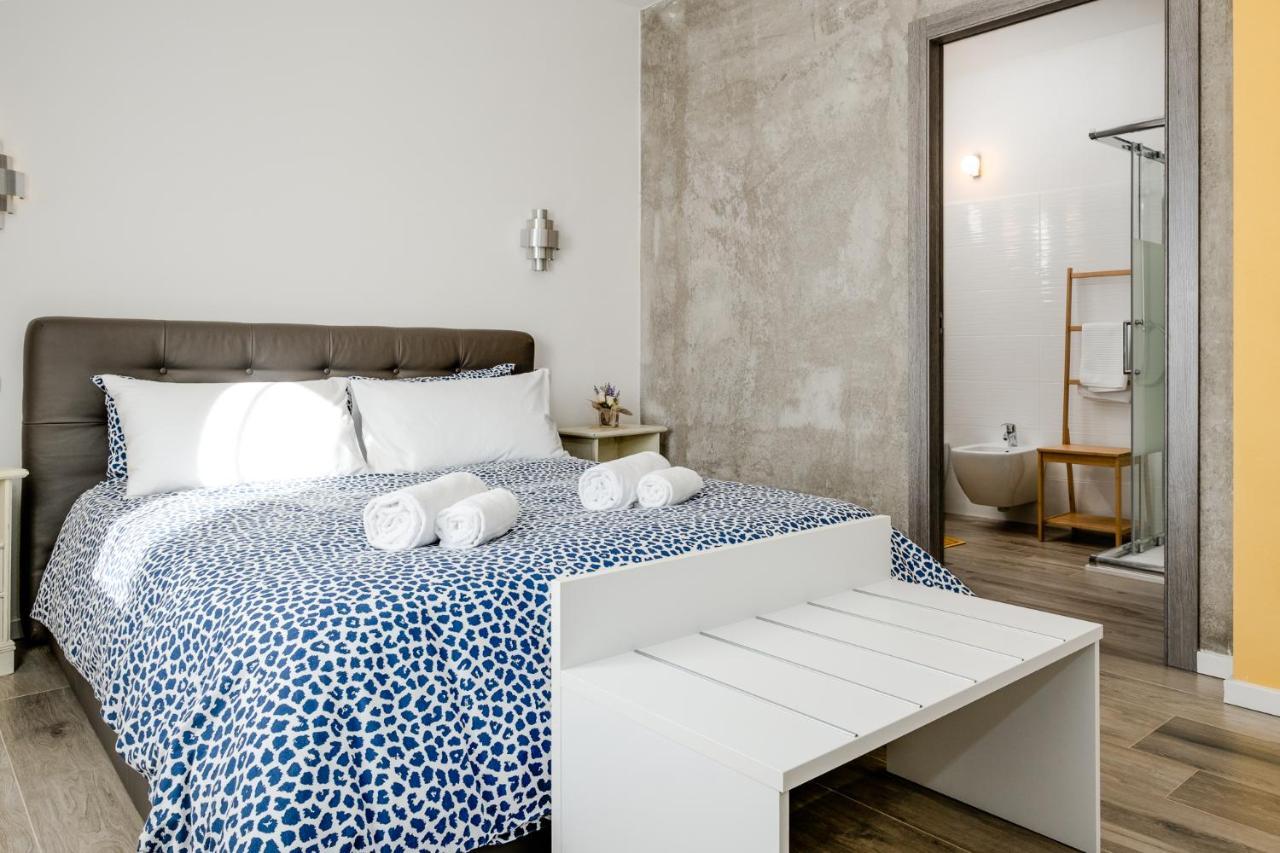 The White Building - Rooms Costermano Buitenkant foto